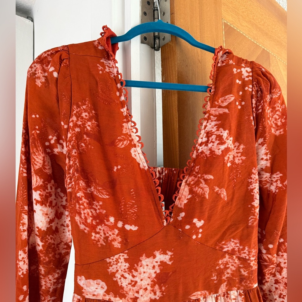 Striking Impression Orange Floral Print Tiered Midi Dress - Picture 2 of 9